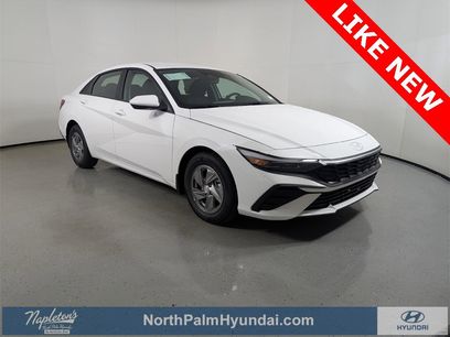 Certified 2025 Hyundai Elantra SE