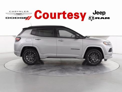 Certified 2022 Jeep Compass High Altitude image 4