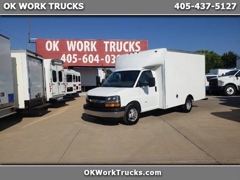 Used 2019 Chevrolet Express 3500 w/ Power Convenience Package RWD image 1