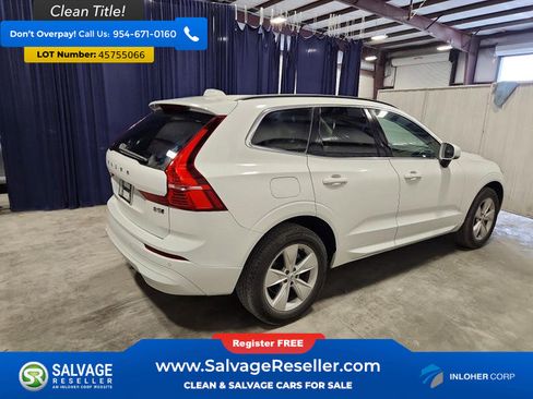 Used 2022 Volvo XC60 B5 Momentum AWD/4WD image 4