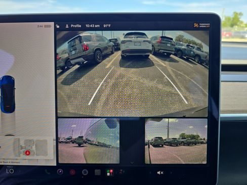 Used 2021 Tesla Model Y Long Range AWD/4WD image 19