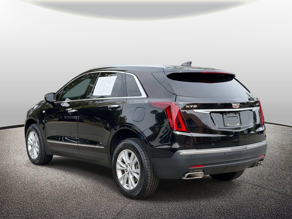Certified 2024 Cadillac XT5 Luxury FWD image 4
