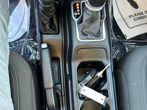 Used 2021 Jeep Wrangler Unlimited Sport image 18