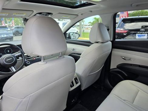 Used 2025 Hyundai Tucson SEL image 14