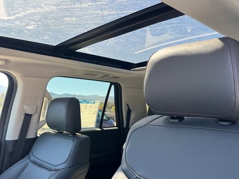 New 2025 Ford Expedition Max Active image 7