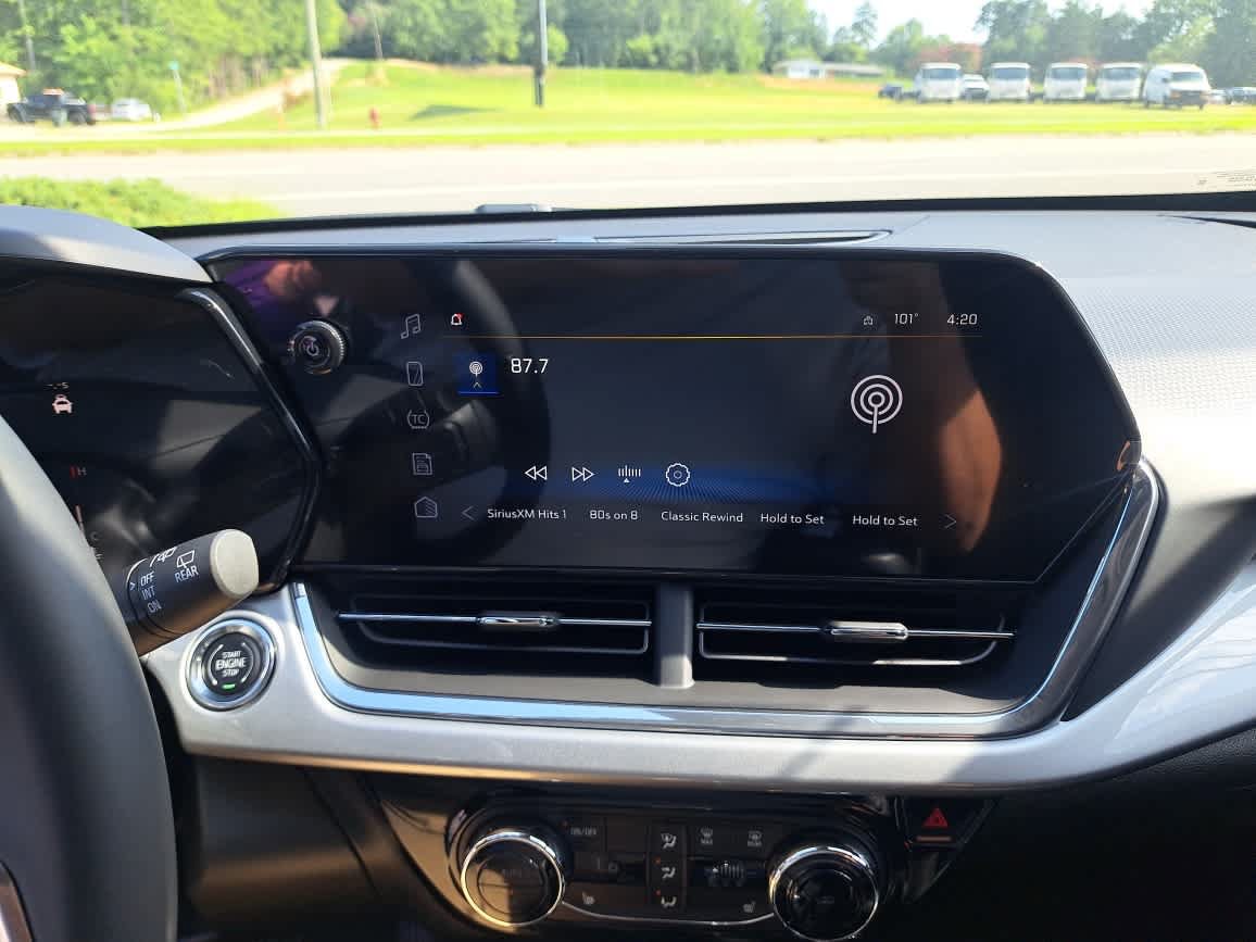 New 2026 Chevrolet Trax LT w/ Driver Confidence Package FWD image 16