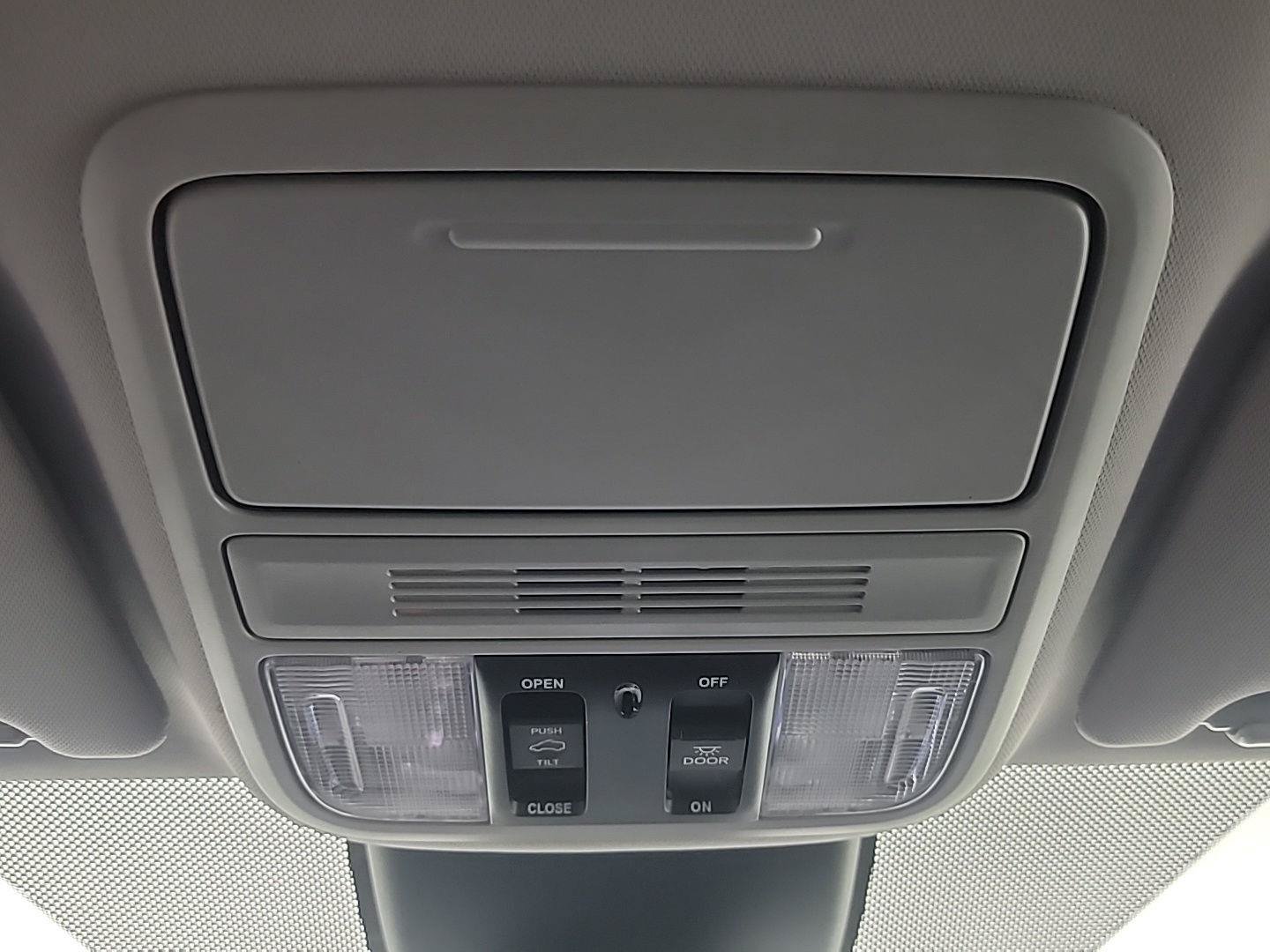 Certified 2024 Honda Odyssey EX-L image 31