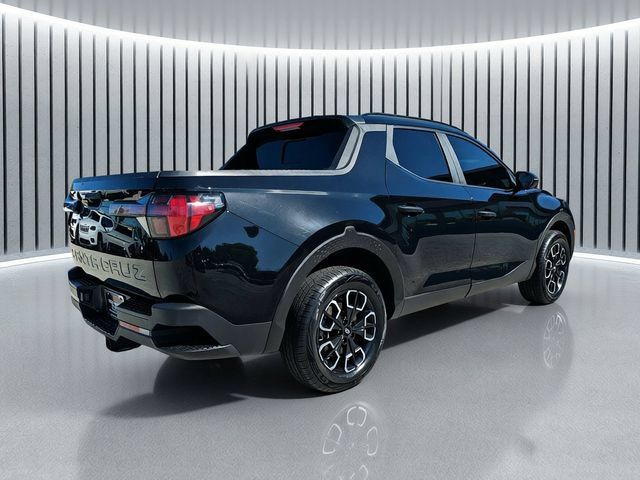 Used 2022 Hyundai Santa Cruz SEL w/ Activity Package FWD image 4