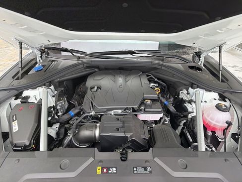 New 2026 Genesis GV70 2.5T Advanced image 18