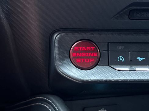 Used 2025 Ford Mustang GT Premium RWD image 24