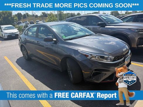 Used 2023 Kia Forte GT-Line w/ GT-Line Technology Package FWD image 3