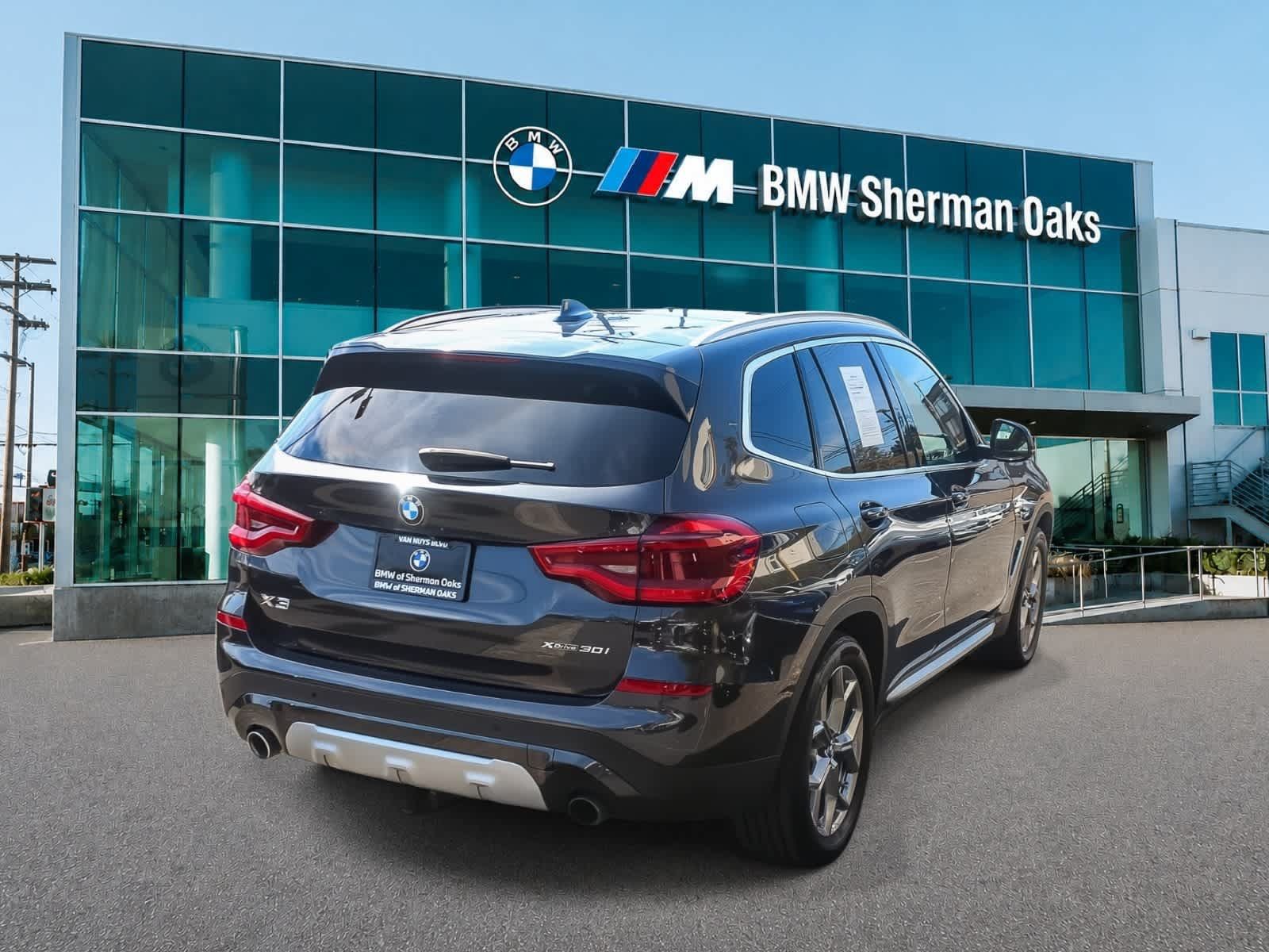 Used 2021 BMW X3 xDrive30i w/ Premium Package AWD/4WD image 4