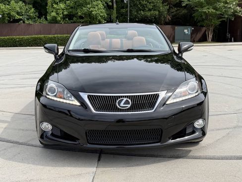 Used 2011 Lexus IS 250C w/ Luxury Pkg RWD image 24