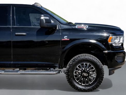 Used 2024 RAM 3500 Tradesman w/ Towing Technology Group image 9