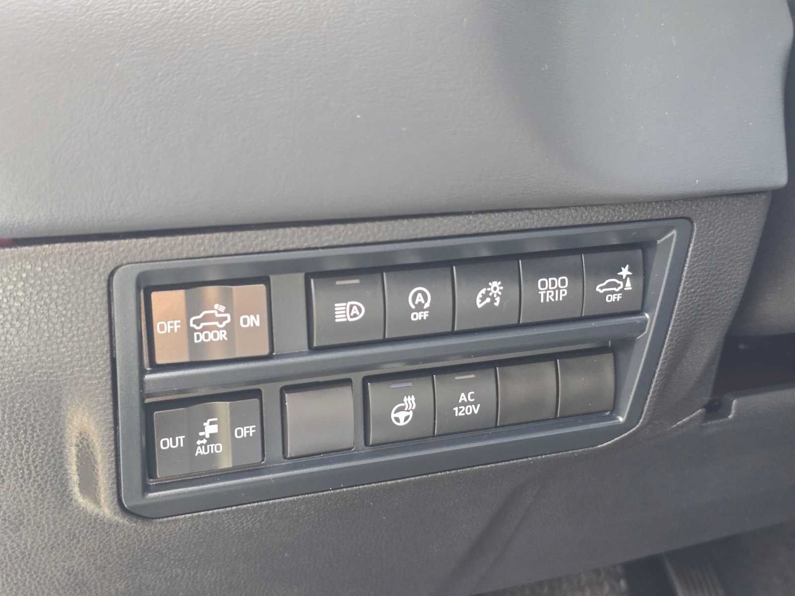 Certified 2026 Toyota Tundra Platinum AWD/4WD image 25