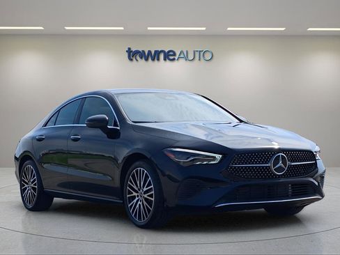 Used 2025 Mercedes-Benz CLA 250 4MATIC image 7