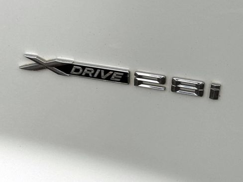 Used 2016 BMW X3 xDrive28i image 9