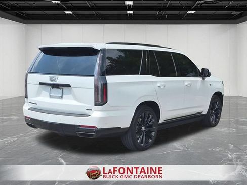 Used 2025 Cadillac Escalade Sport Platinum w/ LPO, ONYX Package AWD/4WD image 5