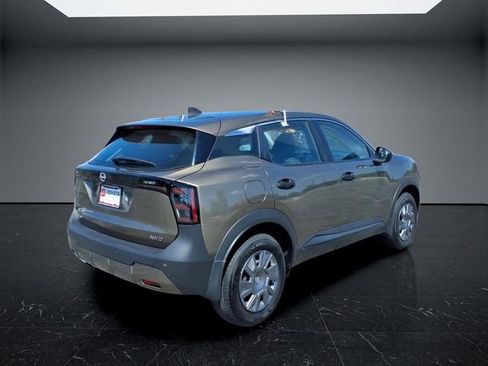 Used 2025 Nissan Kicks S AWD/4WD image 3