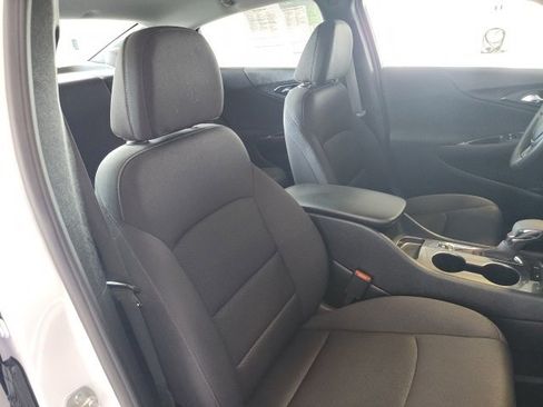 Used 2024 Chevrolet Malibu RS image 17