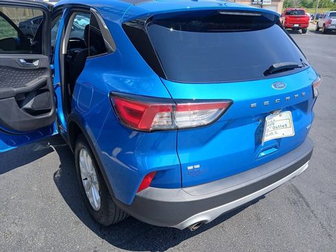 Used 2020 Ford Escape SE AWD/4WD image 9