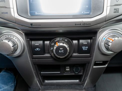 Used 2016 Toyota 4Runner SR5 image 19