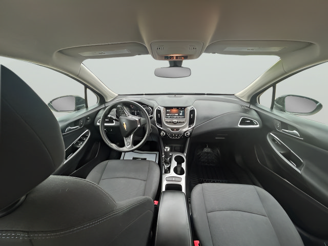 Used 2016 Chevrolet Cruze LT w/ Sun And Sound Package FWD image 11