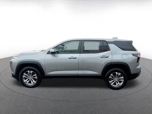 Used 2025 Chevrolet Equinox LT image 9