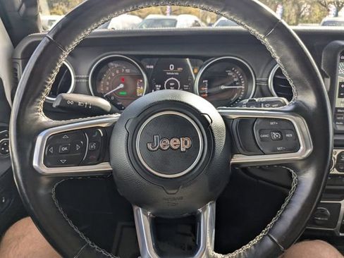 Used 2021 Jeep Wrangler Unlimited Sahara w/ Cold Weather Group image 33