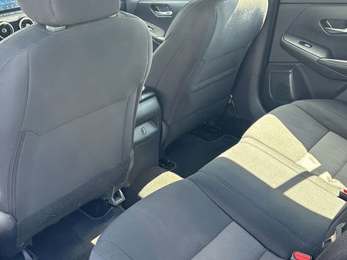 Used 2023 Nissan Sentra SV image 31