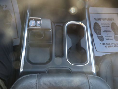 Used 2022 Chevrolet Silverado 1500 LTZ w/ LTZ Convenience Package II image 15