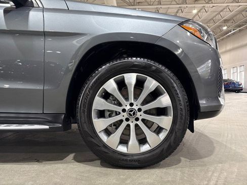 Used 2017 Mercedes-Benz GLS 450 4MATIC w/ Premium Package image 21