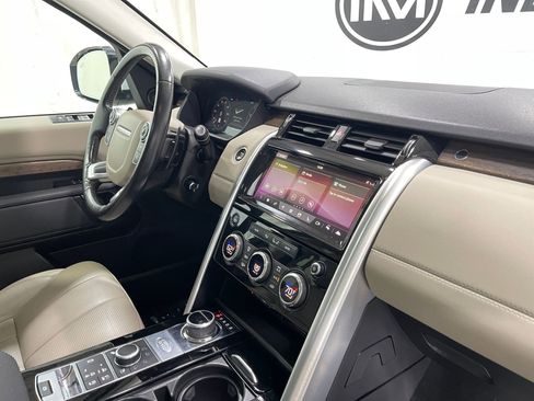Used 2018 Land Rover Discovery HSE AWD/4WD image 20