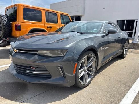 Used 2017 Chevrolet Camaro LT RWD image 3