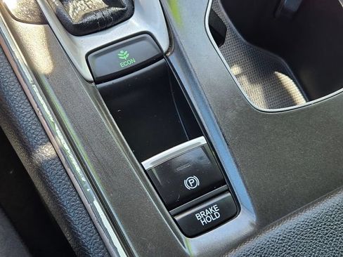 Used 2019 Honda Accord LX image 24