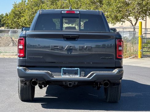 New 2026 RAM 1500 Big Horn AWD/4WD image 4