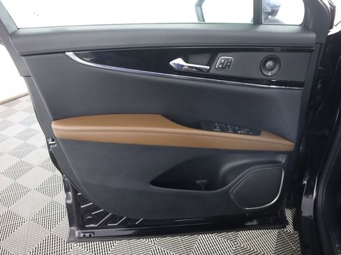 Used 2022 Lincoln Nautilus Reserve w/ Monochromatic Package image 25