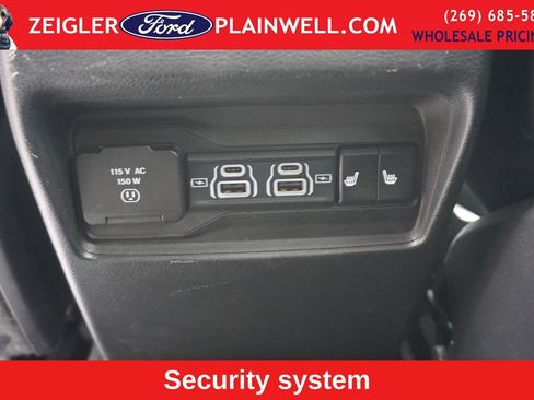 Used 2023 Jeep Grand Cherokee Limited image 12