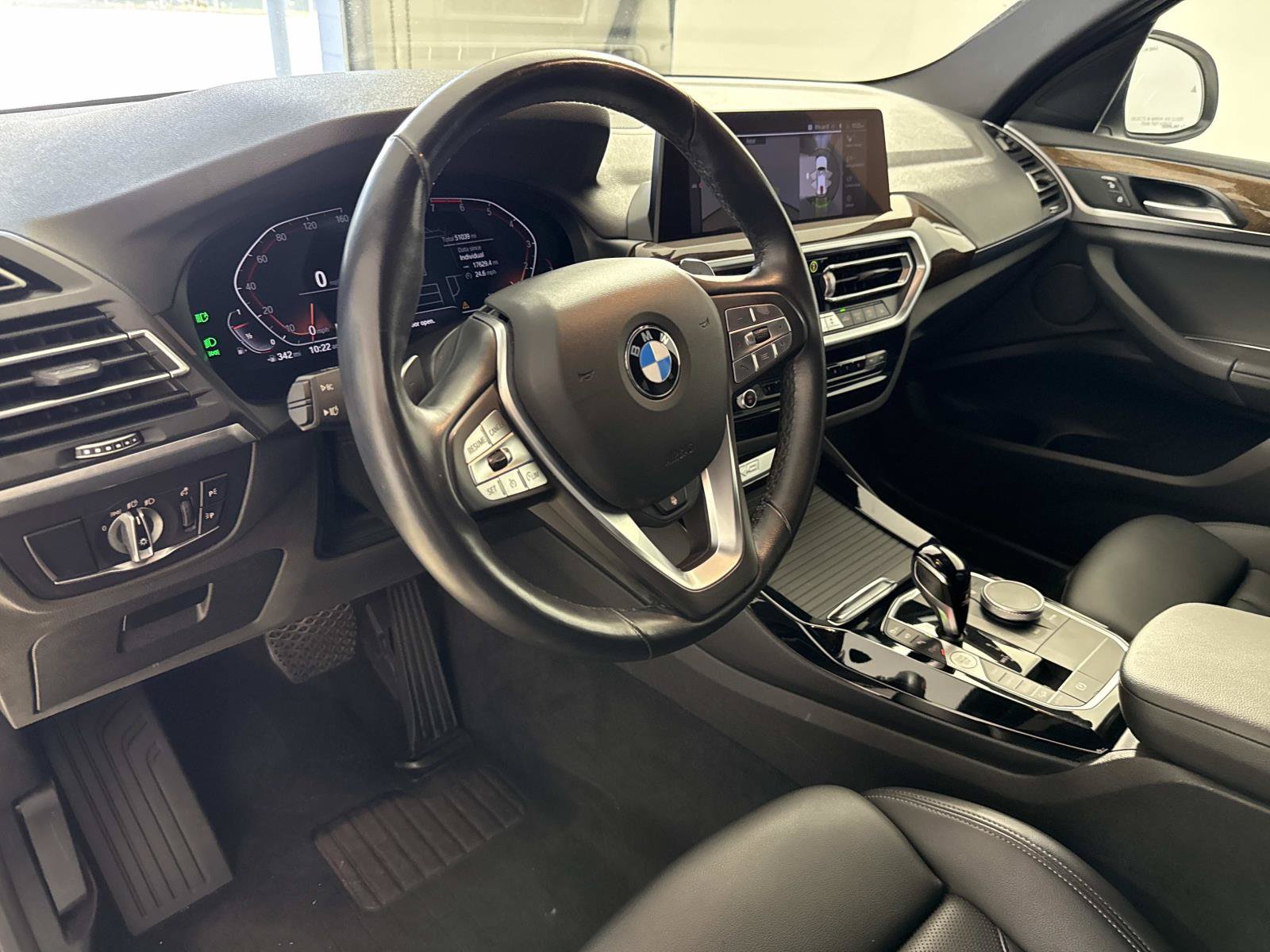 Used 2024 BMW X3 xDrive30i w/ Convenience Package AWD/4WD image 21