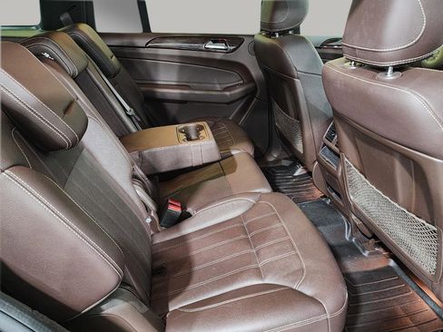 Used 2019 Mercedes-Benz GLS 450 4MATIC image 27