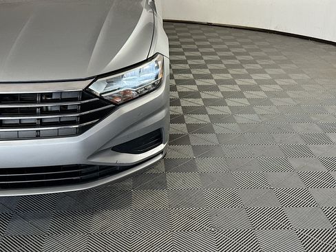 Used 2019 Volkswagen Jetta S w/ Driver Assistance Package FWD image 9