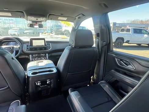 Certified 2024 GMC Yukon SLT AWD/4WD image 25