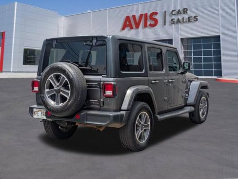 Used 2023 Jeep Wrangler Unlimited Sahara AWD/4WD image 6