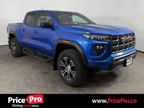 Used 2024 GMC Canyon AT4 w/ AT4 Premium Package AWD/4WD image 1