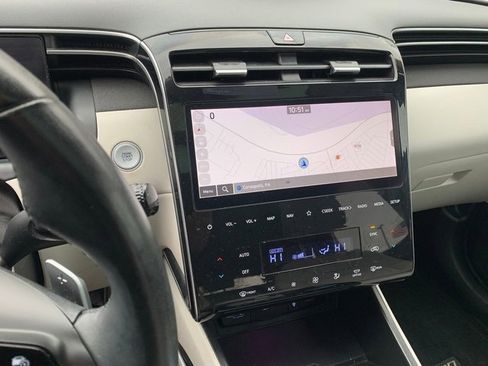 Certified 2023 Hyundai Tucson Limited image 31