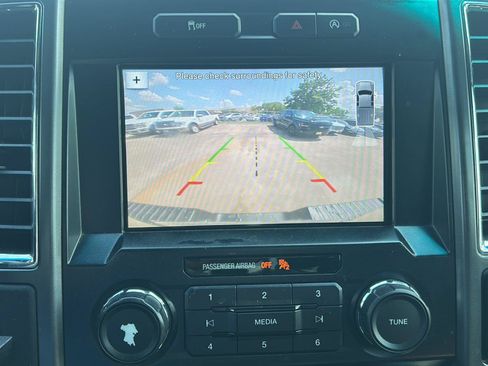 Used 2016 Ford F150 XLT w/ Equipment Group 302A Luxury RWD image 9