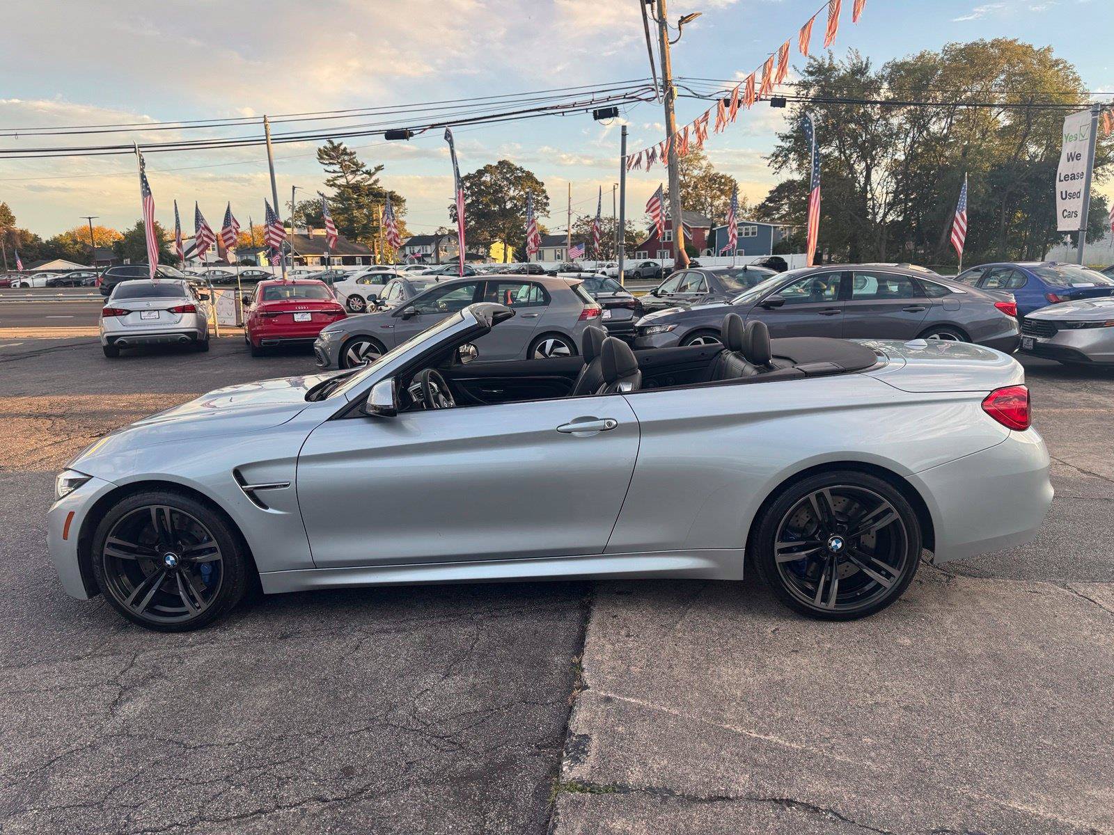 Used 2018 BMW M4 Convertible RWD image 24