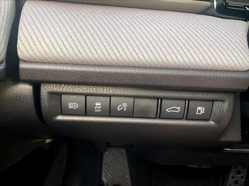 Used 2026 Toyota Camry SE w/ Convenience Package FWD image 33