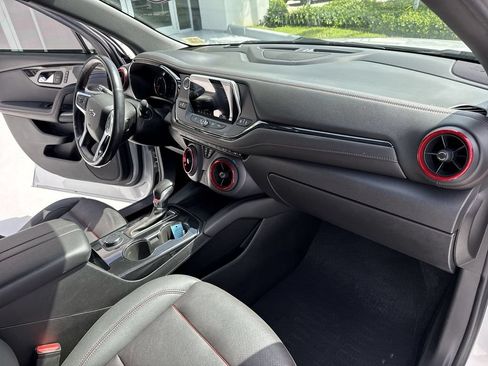 Used 2021 Chevrolet Blazer RS w/ Enhanced Convenience Package FWD image 32
