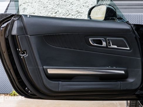 Used 2016 Mercedes-Benz AMG GT S image 21
